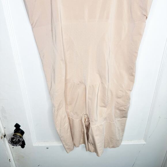SPANX OnCore Open-Bust Mid Thigh Bodysuit Soft Nude NEW Size 1X Slimming Shaping - Picture 14 of 15
